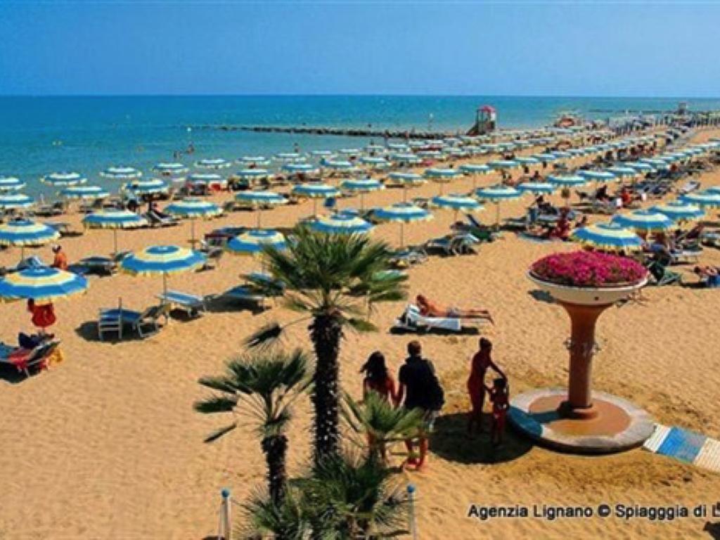 Lignano Comfort Lignano Sabbiadoro Extérieur photo